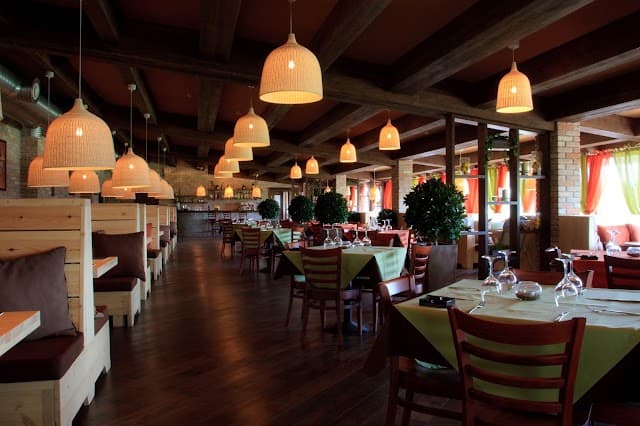 Okrepčevalnica in pizzerija Malibu, Kapca